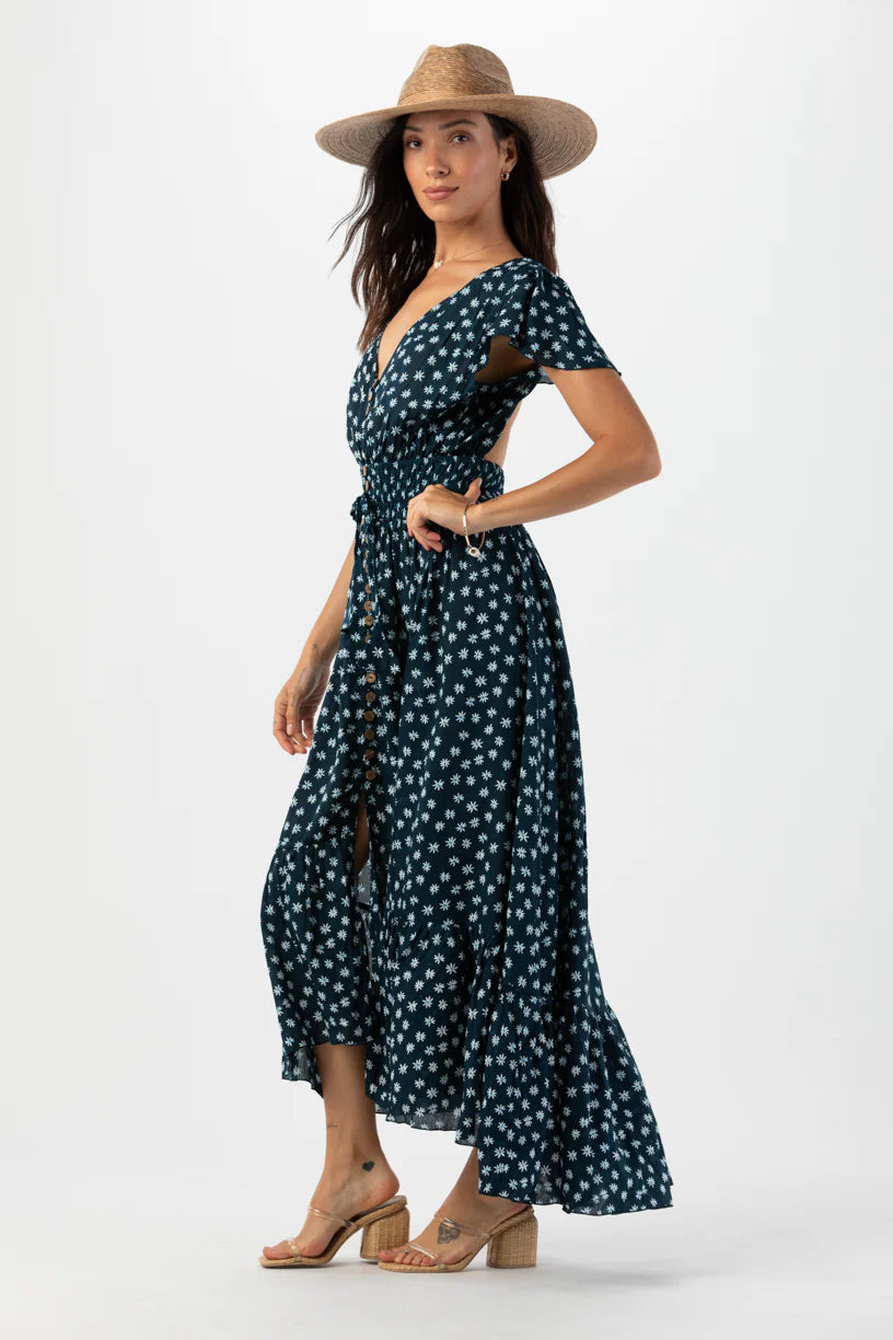 New moon maxi dress in ditsy daisy sea side view