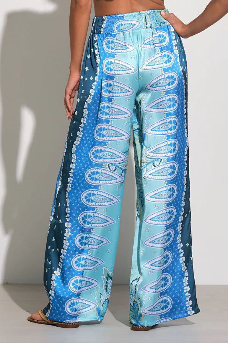 Elastic waistband pant in blue bali print back view