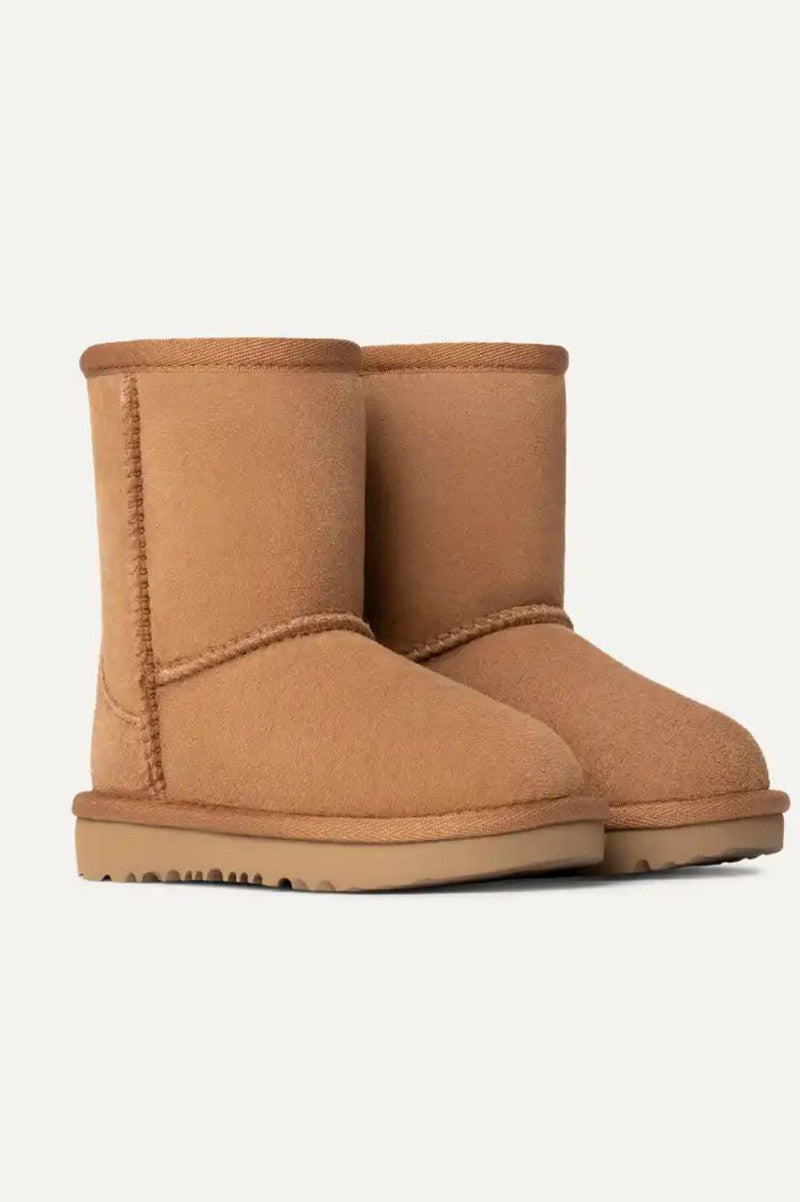 Classic ii kids boot in chestnut front view