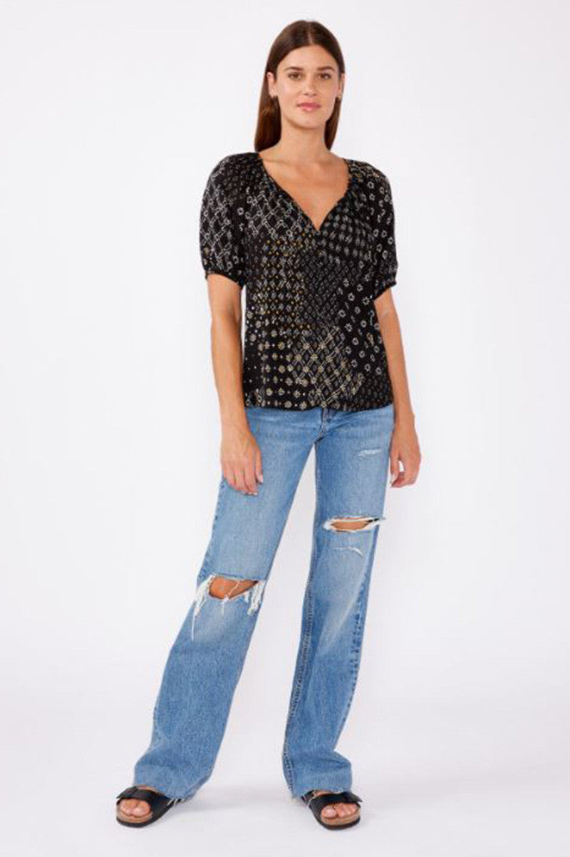celestial garden puff sleeve top in black/gold style view