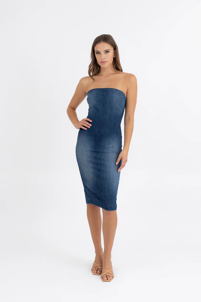 kayla dress in subtle front view