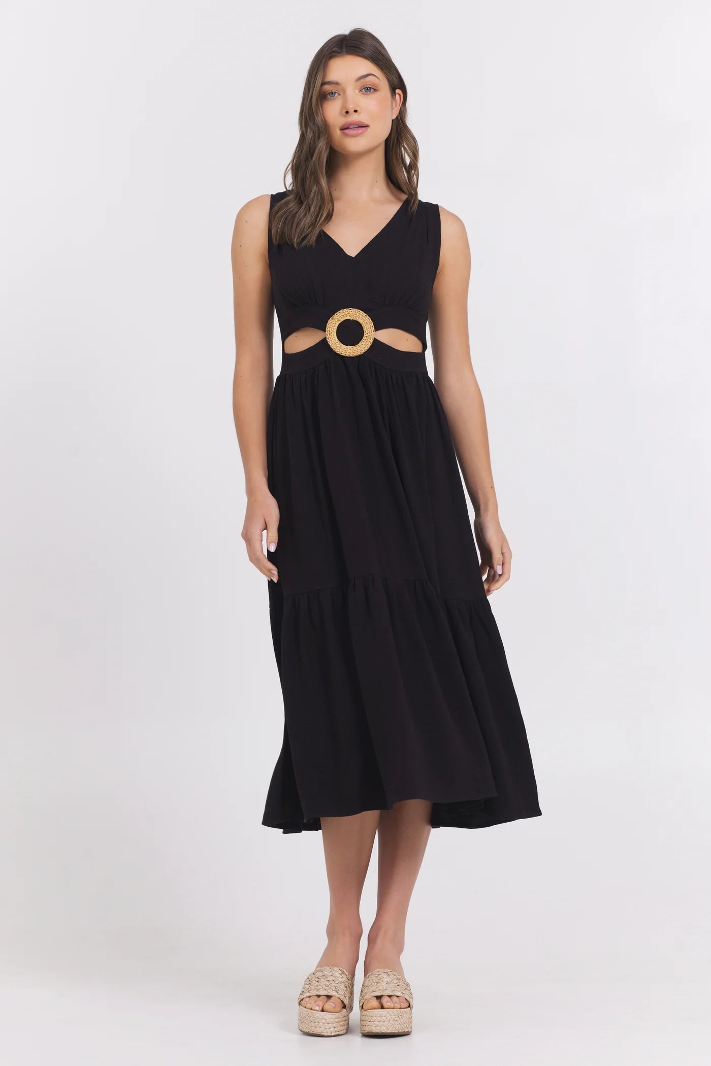 LINEN MAXI DRESS WITH WOOD O-RING IN BLACK FRONT VIEW