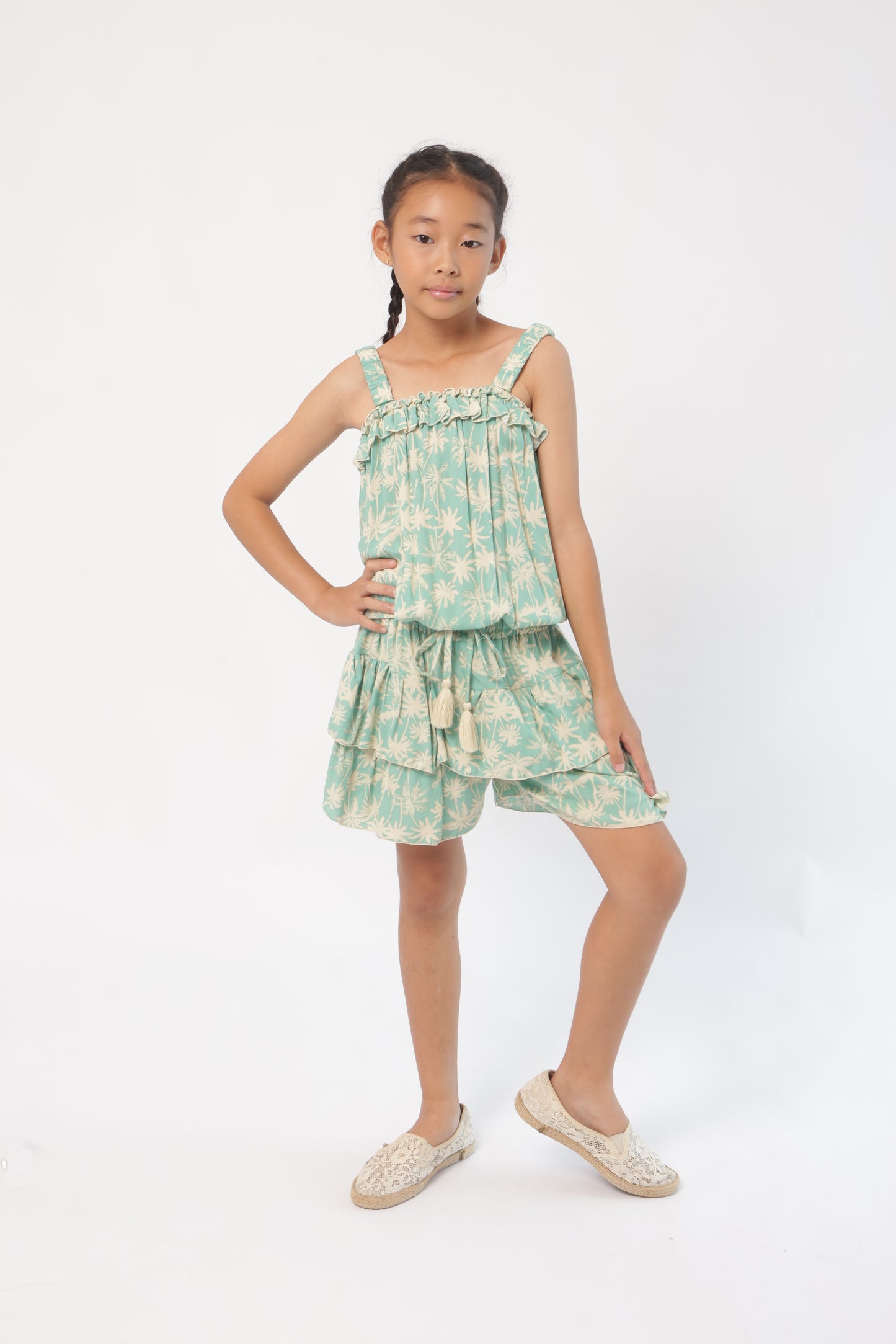 Day dream romper in green palm