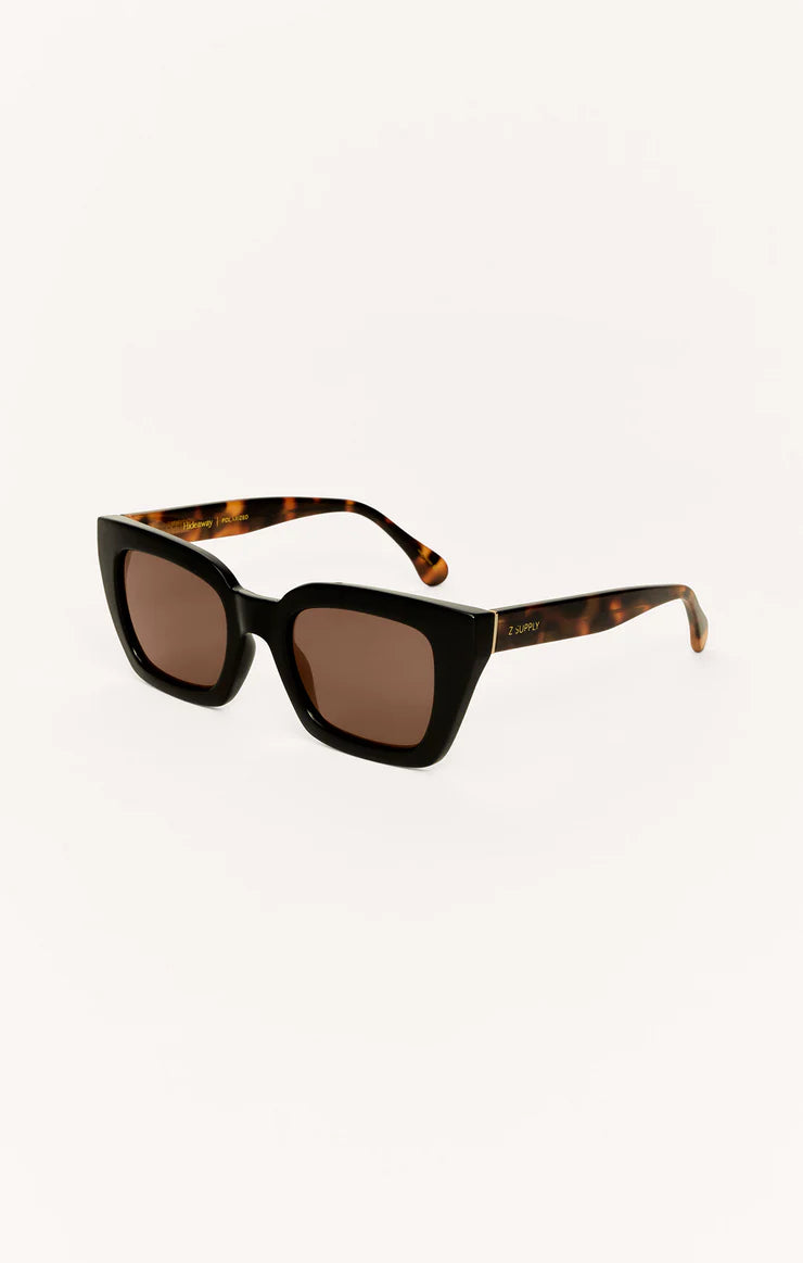 Hideaway polarized sunglasses in black tort brown lens side view