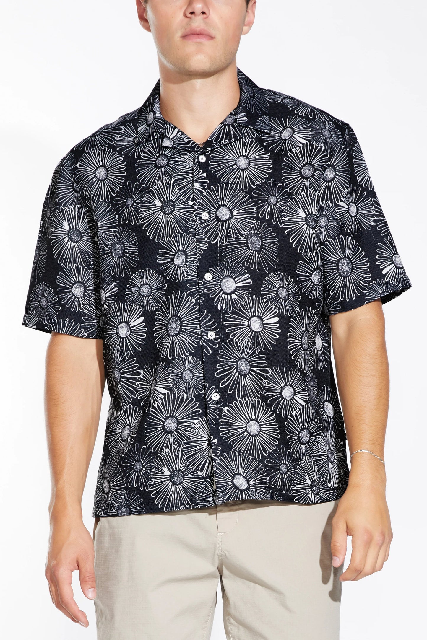 Tierra relaxed fit resort shirt in black front view