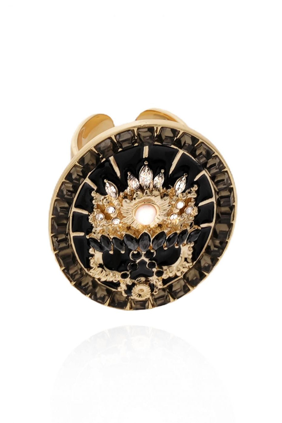 Ring sanctuary in gold with black stones