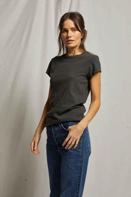 Sheryl baby tee in vintage black