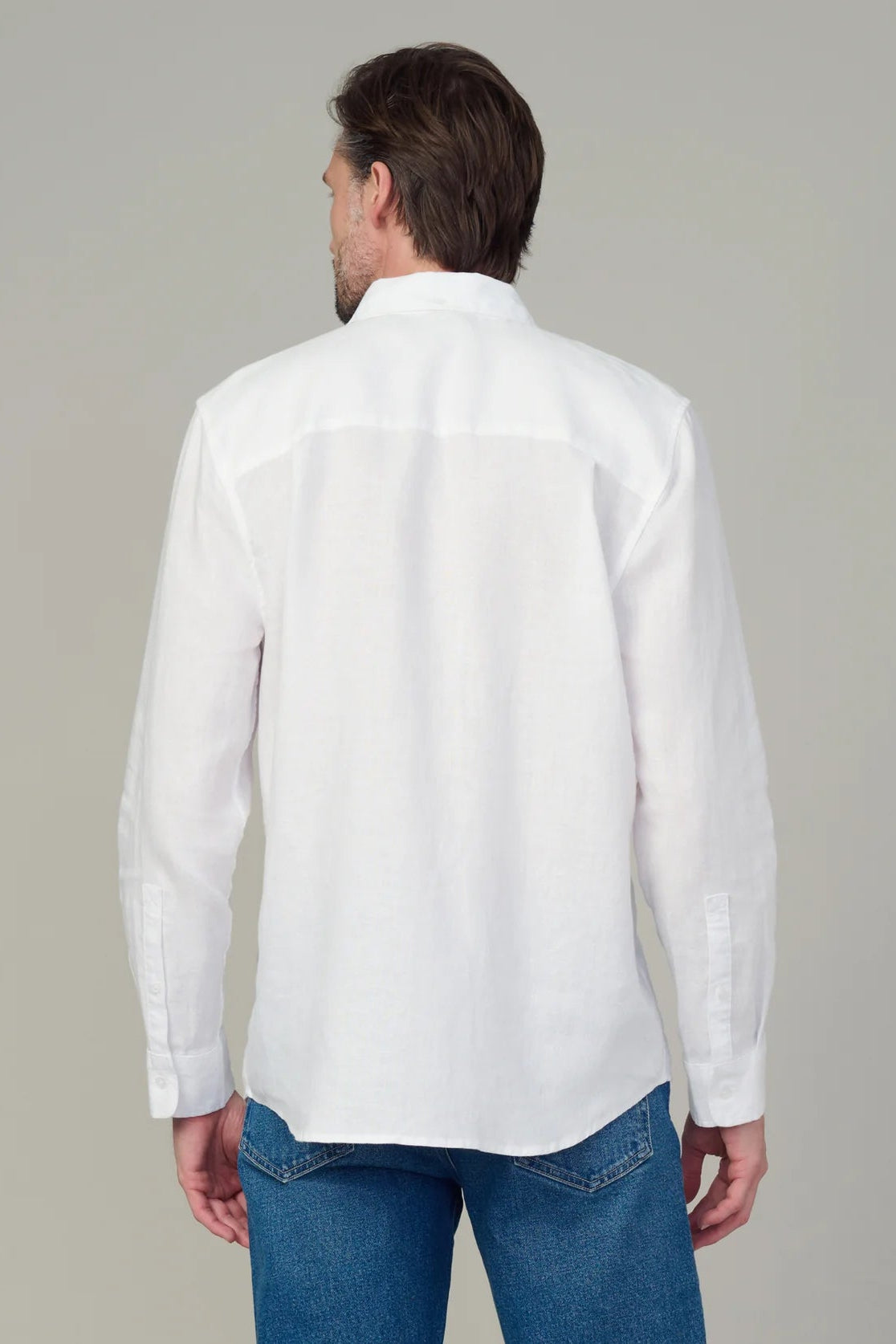 JAKOB LINEN SHIRT IN OPTIC WHITE BACK VIEW