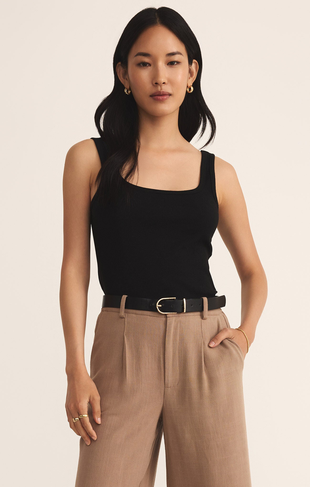 Danya tank in black front view