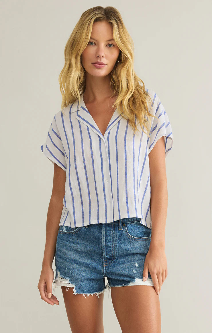 PARALLEL BUTTON DOWN TOP IN PALACE BLUE FRONT VIEW