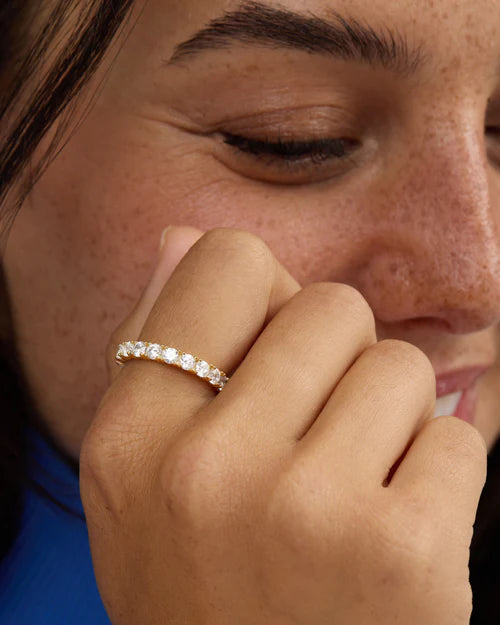 Heiress ombre ring in gold with white diamonds style view
