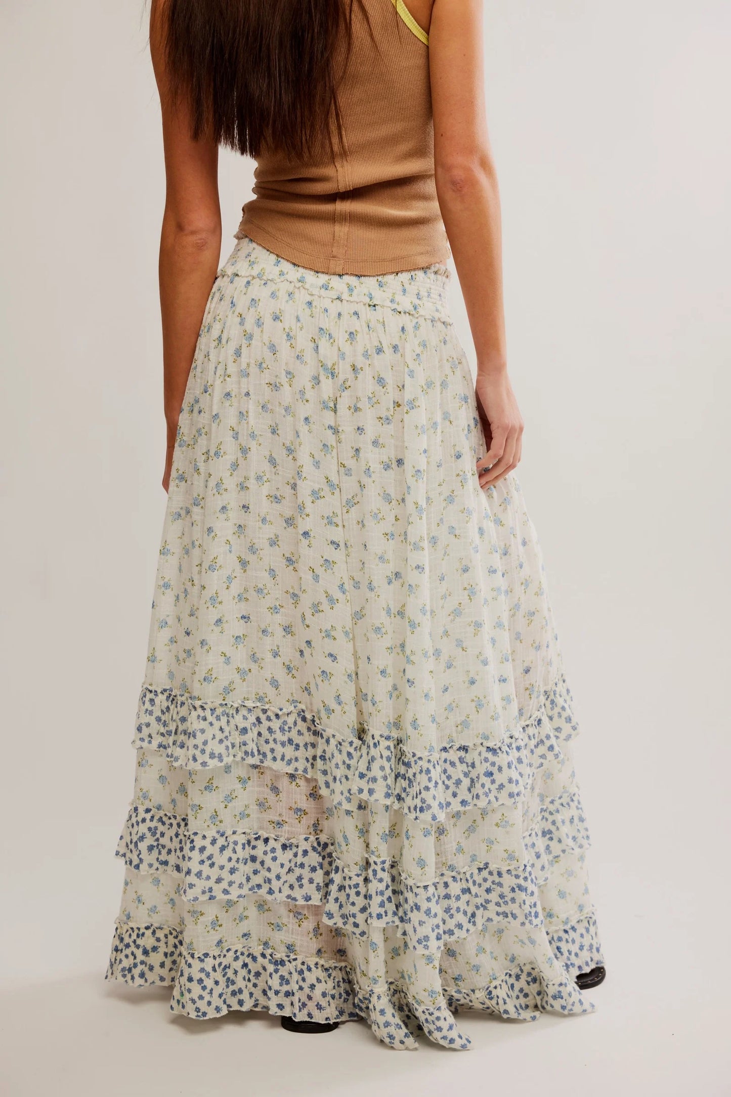 BRYNN PRINTED MAXI SKIRT IN IVORY COMBO DITSY BACK VIEW
