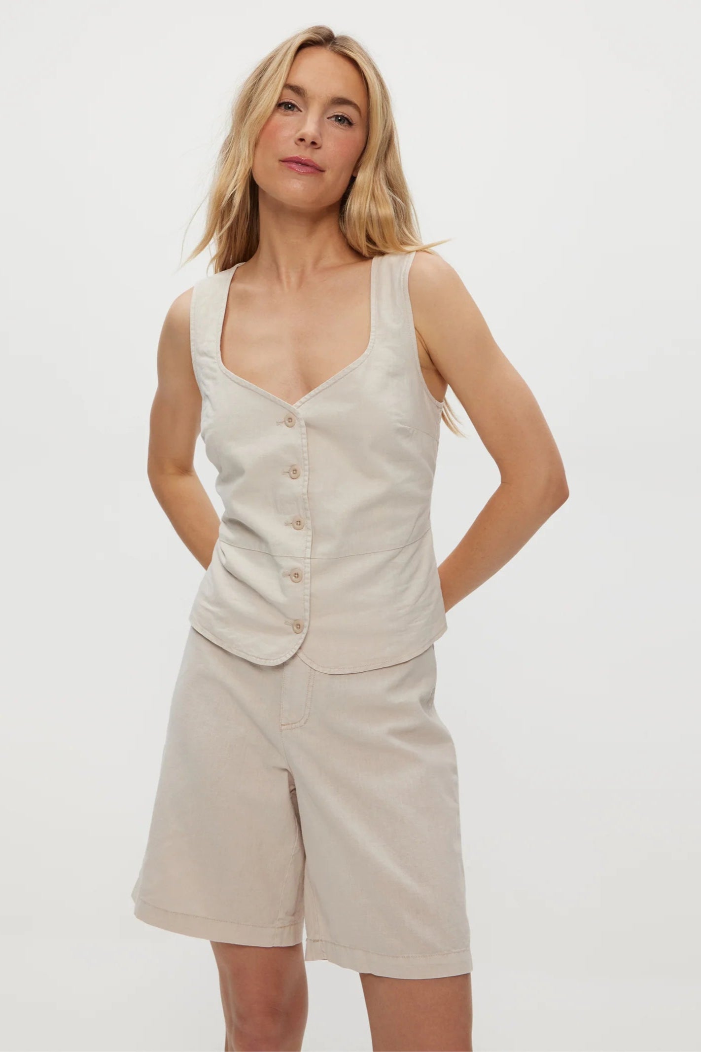 HONEY BUTTON UP VEST IN WINDCHIME FRONT VIEW