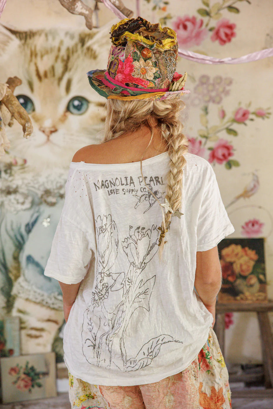 STAY BEWILDERED TEE IN TRUE BACK VIEW