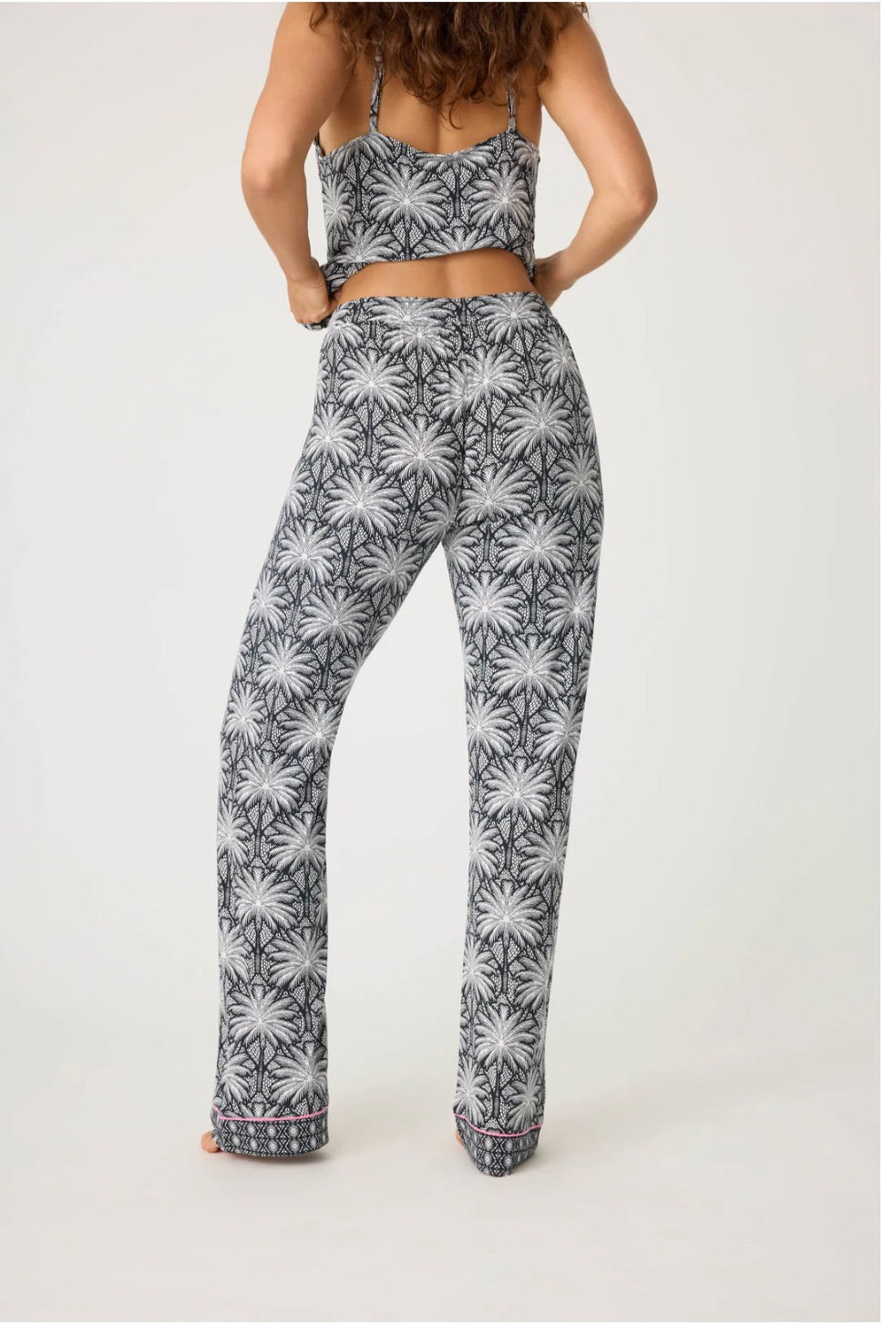 SHADY BEACH DREAMS PANT IN BLACK BACK VIEW
