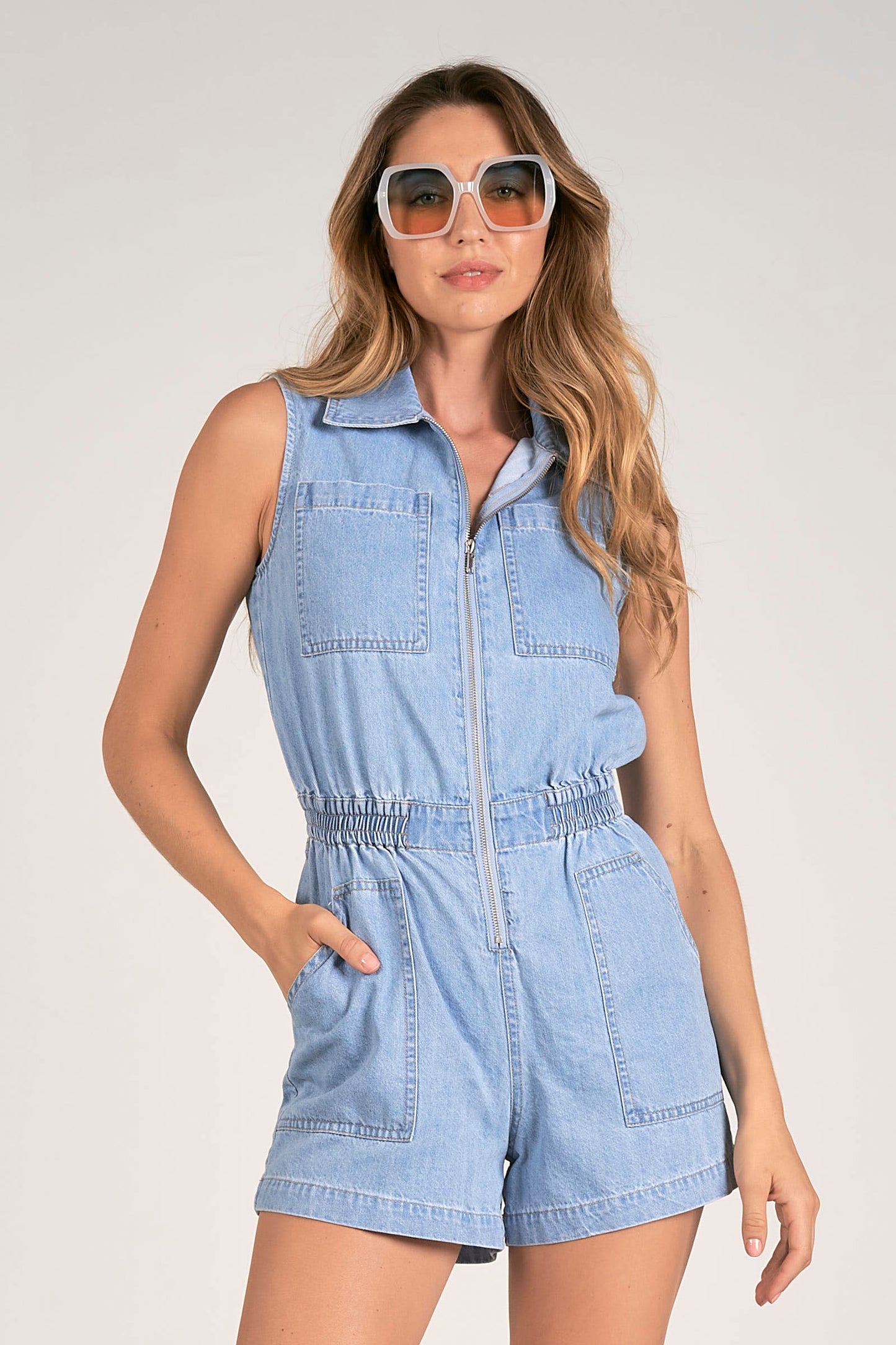 SLEEVELESS COLLARED ROMPER IN BLUE WASH FRONT VIEW