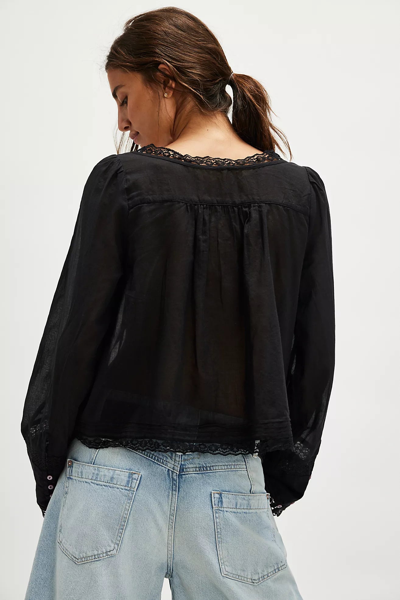 LONG SLEEVE EVERMORE IN BLACK BACK VIEW