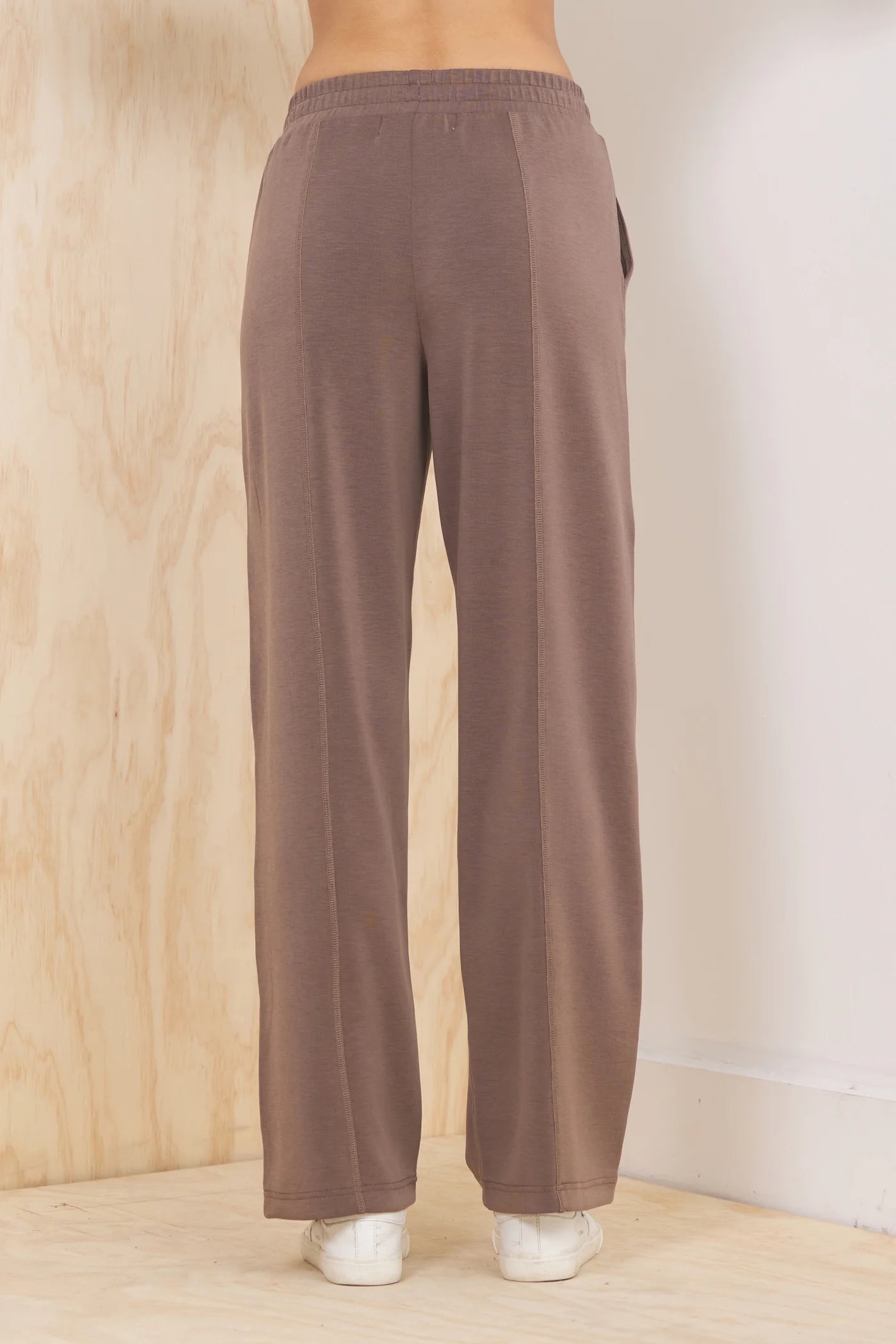 LUXE CLOUD WIDE LEG PANT IN JAVA BACK VIEW