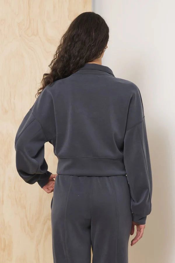 LUXE CLOUD QUARTER ZIP IN GRAPHITE BACK VIEW