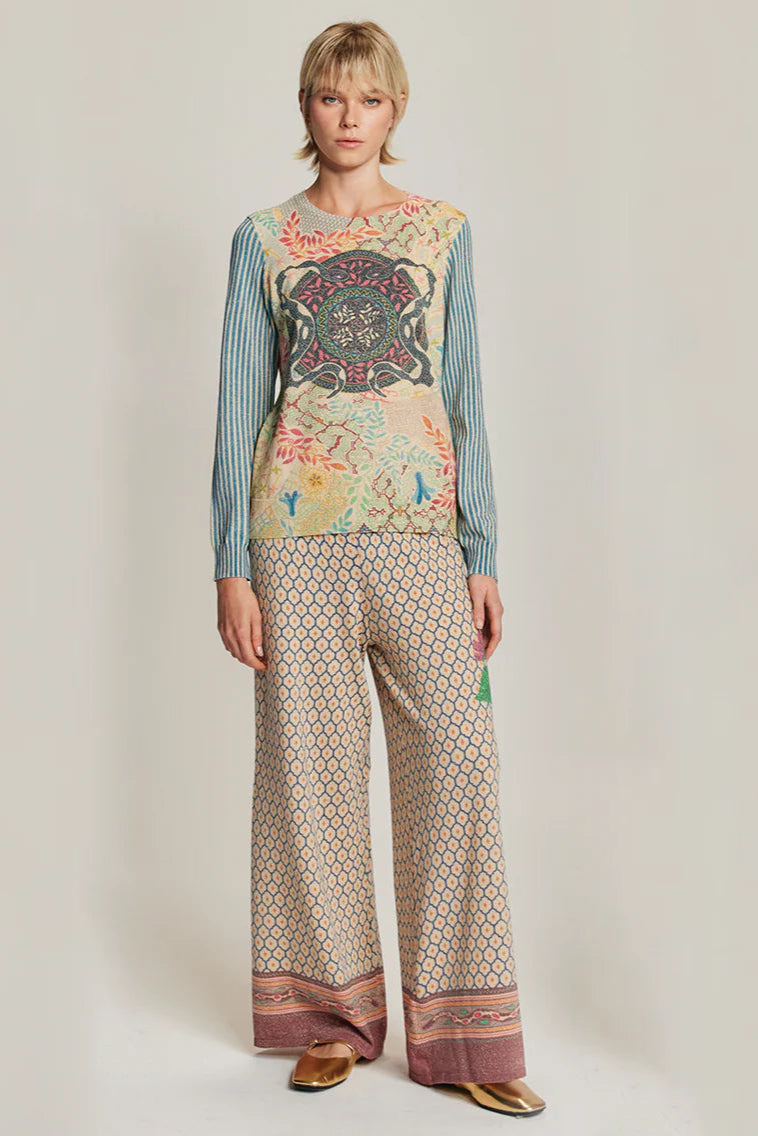 EMERTA NIKI KNIT TOP IN SHIPIBO FRONT VIEW WORN