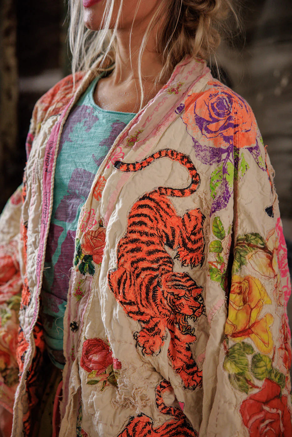 BIRCH DAIGO KIMONO IN MOONLIGHT FRONT VIEW CLOSEUP