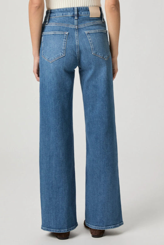 ANESSA 31" w/SEAMED PATCH POCKETS IN PALEY BACK VIEW