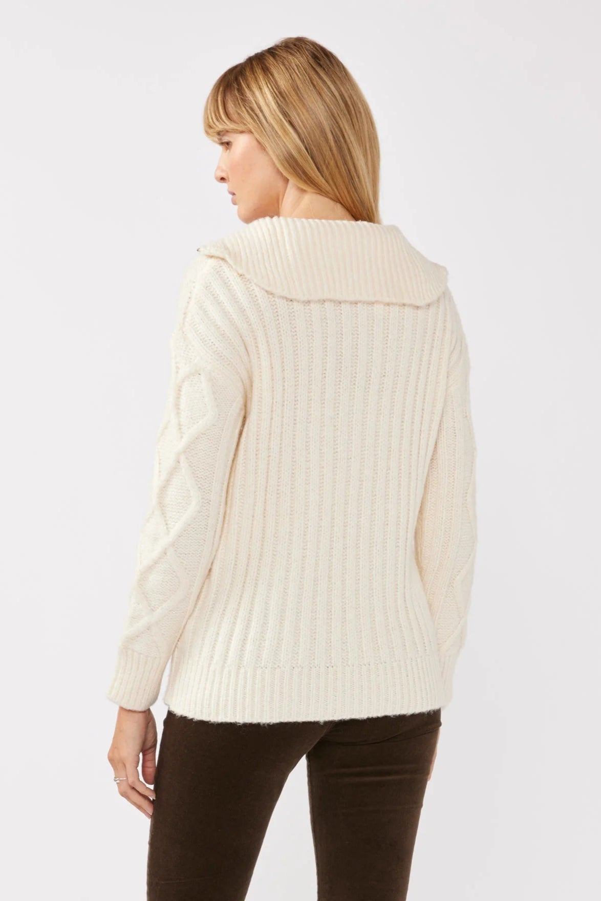 V-NECK ZIPPER PULLOVER SWEATER IN NATURAL BACK VIEW