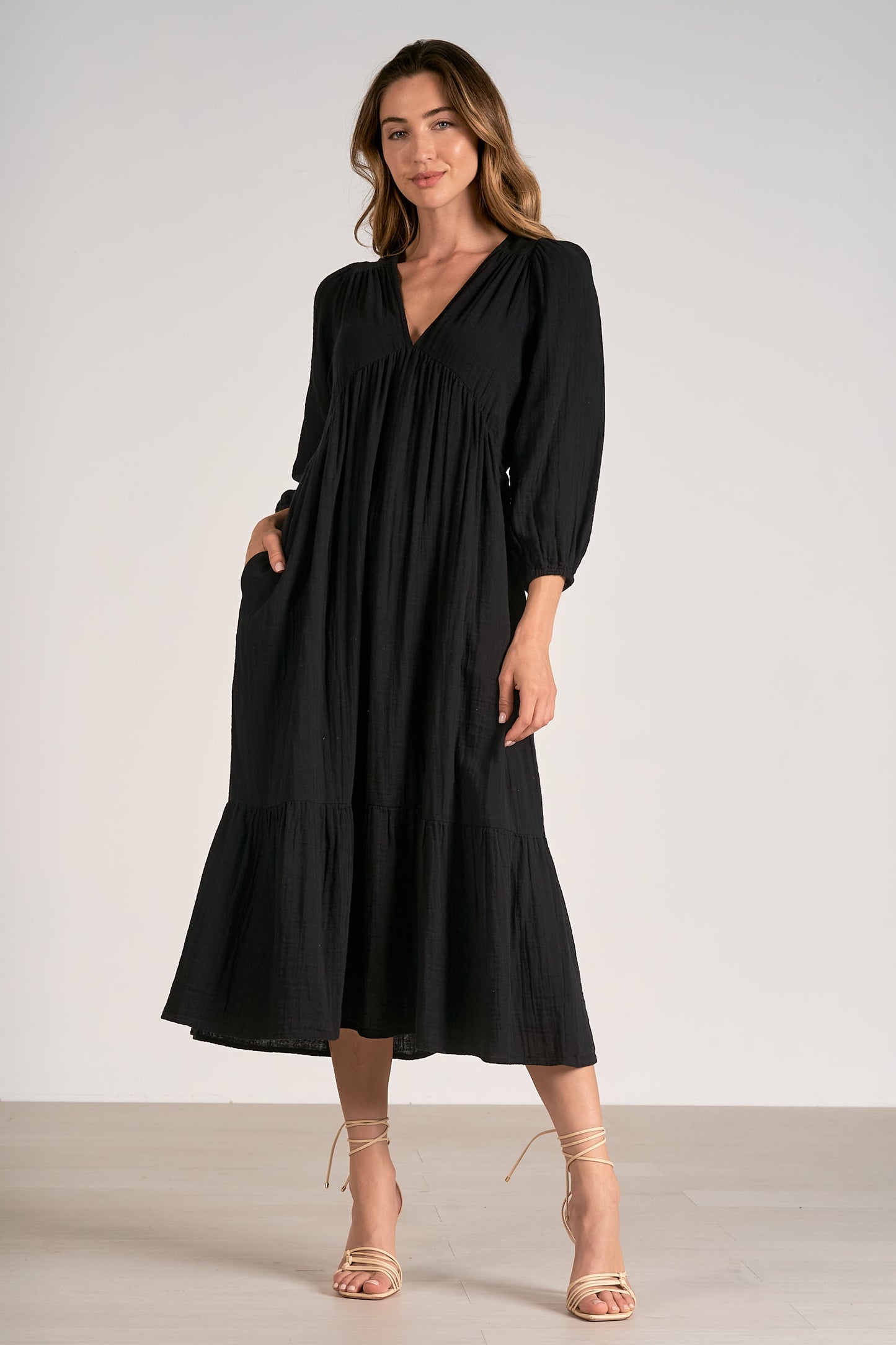 LONG SLEEVE V-NECK MAXI IN BLACK FRONT VIEW