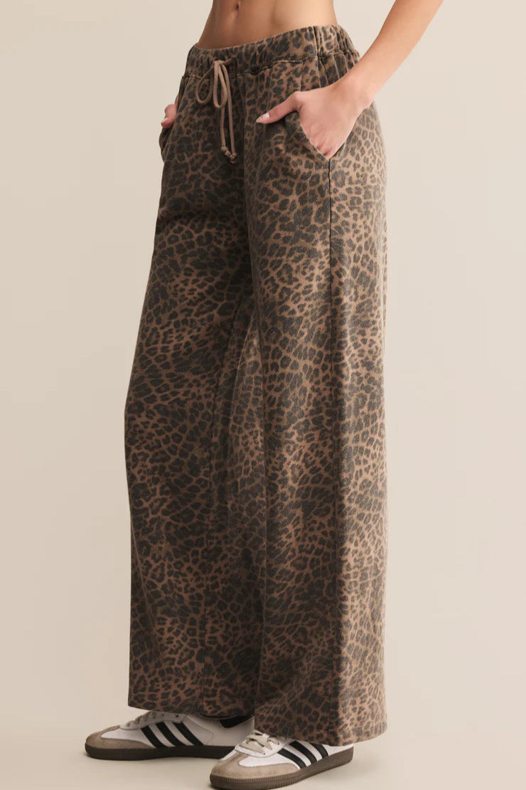 HUNTER LEOPARD KNIT PANT IN DESERT TAN SIDE VIEW
