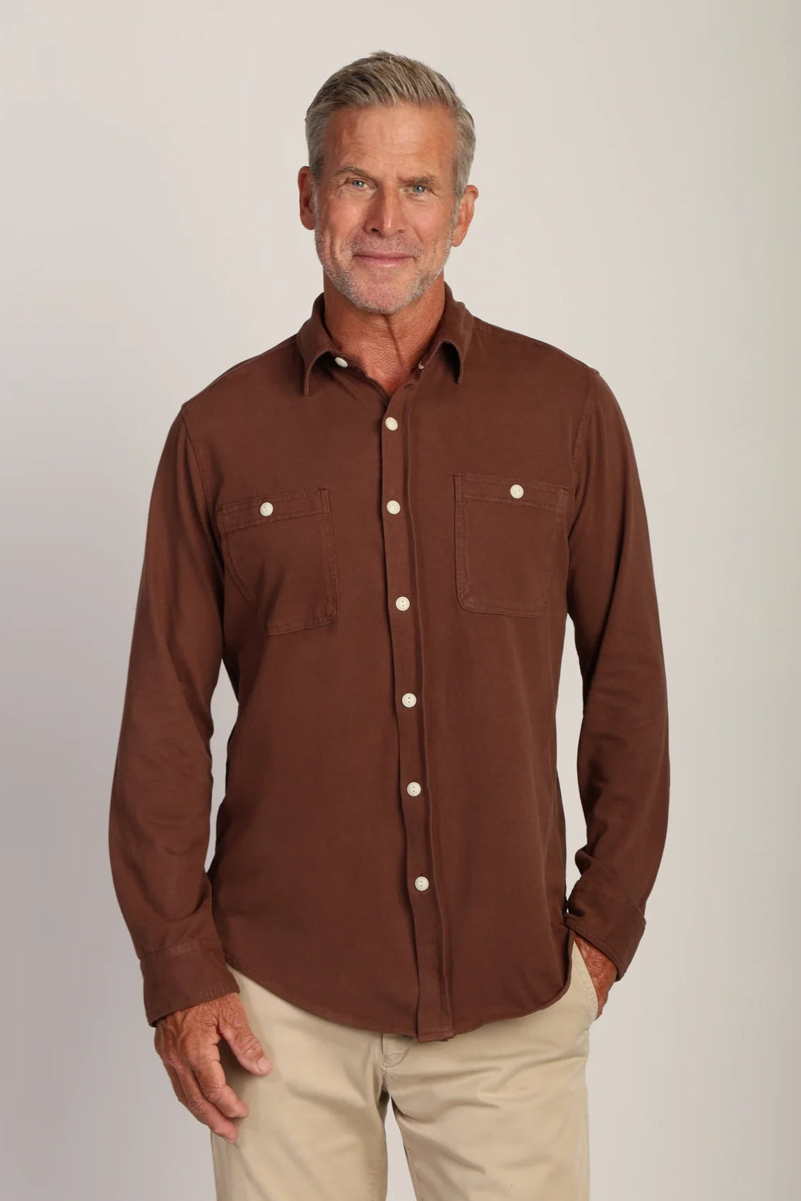 VINCE KNIT LONG SLEEVE SHIRT IN CHOCOLATE FRONT VIEW