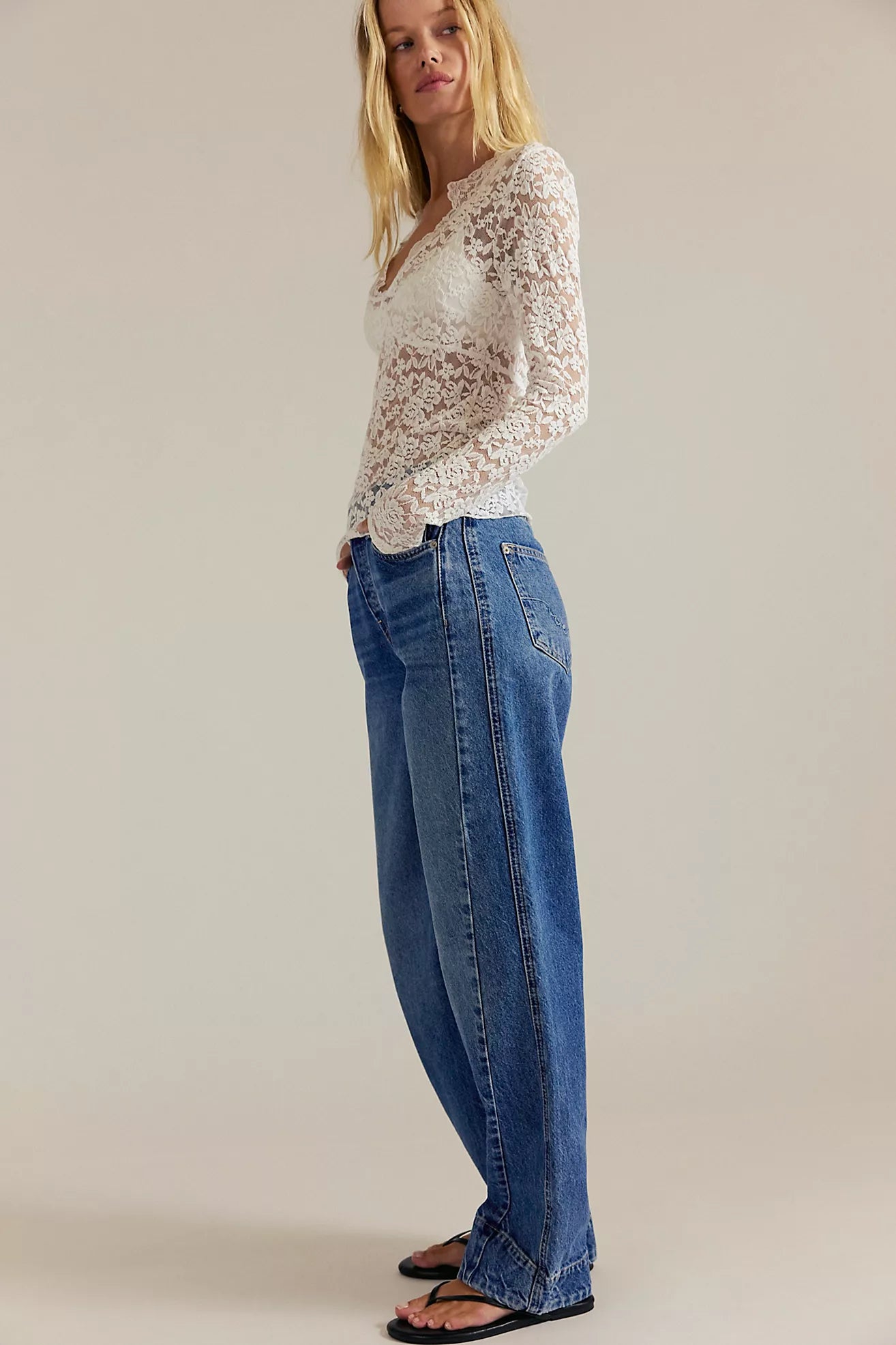 STICK AROUND SLIM CURVE JEAN IN STAY FOR THE MORNING SIDE VIEW