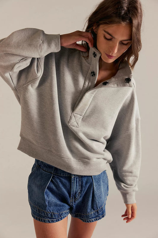 TIMELESS PULLOVER IN HEATHER GREY FRONT VIEW