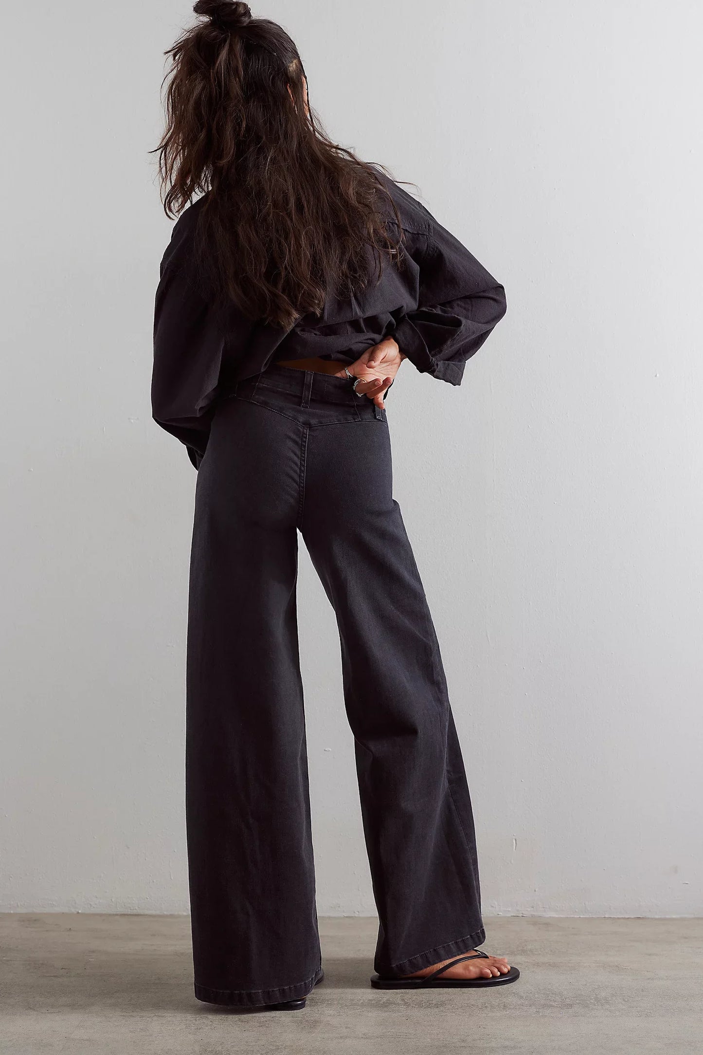 LIBRE WIDE LEG IN CAFE NOIR BACK VIEW