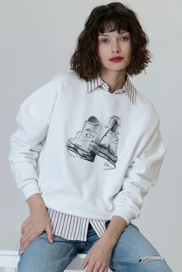 Hightop cozy sweatshirt in worn white highlight color