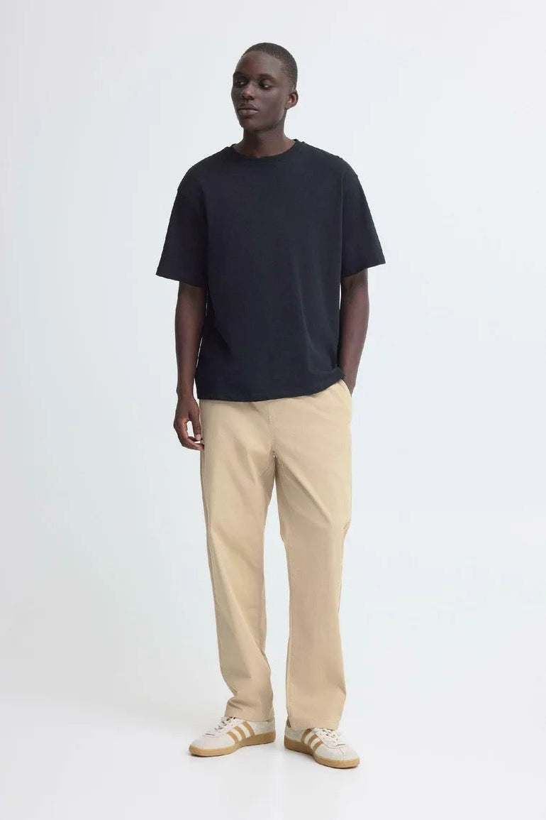 Light beige trouser pants, straight leg with zip fly