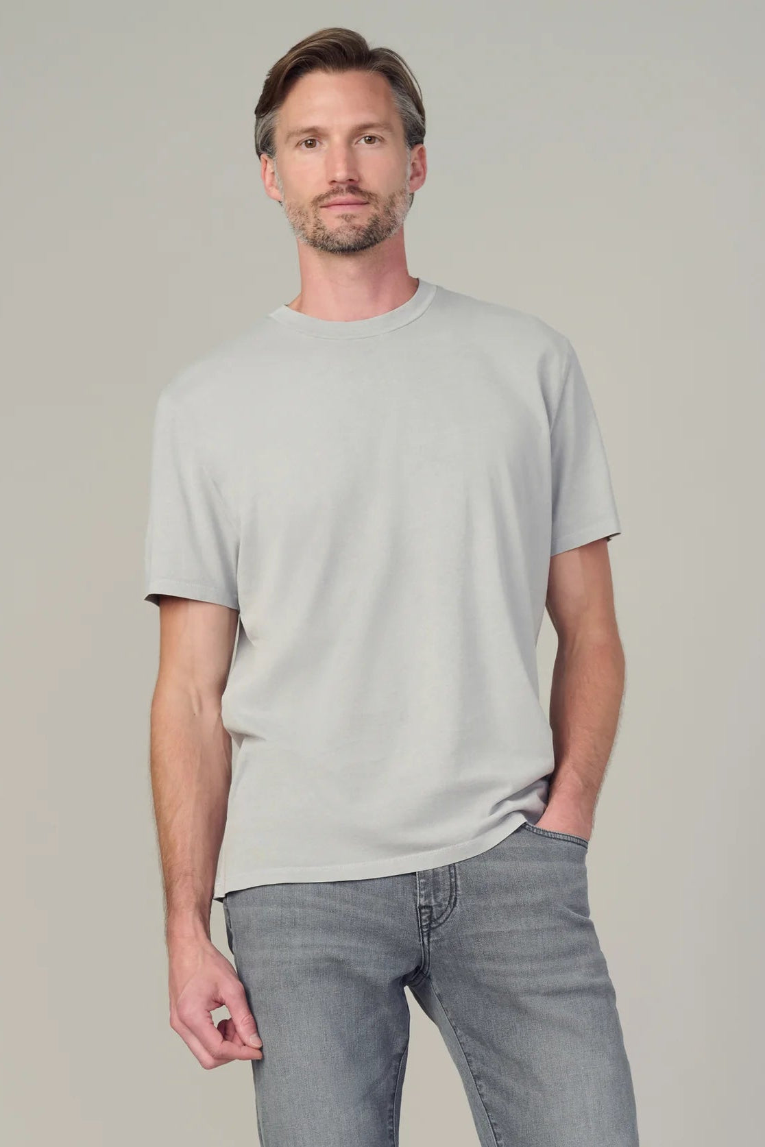 bespoke tee in cement front view