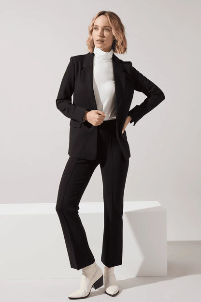 ELYSSE WIDE LEG PANT IN BLACK FRONT VIEW