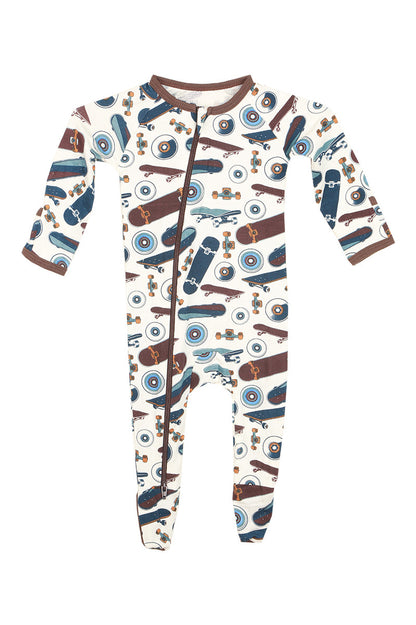 Printed footie onesie in Skater