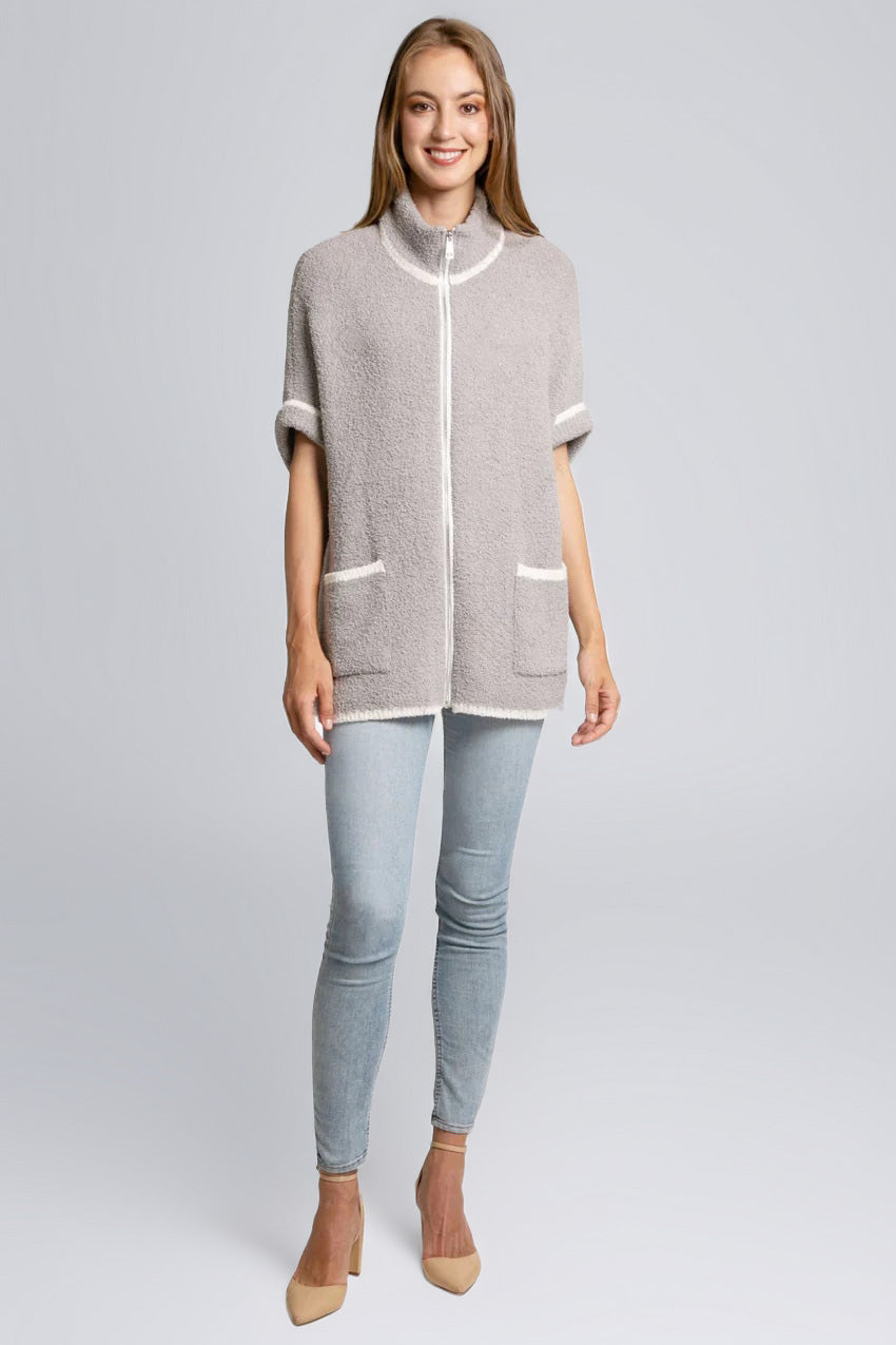 ZIPPER JACKET W/ FRONT POCKETS IN GREY FRONT VIEW