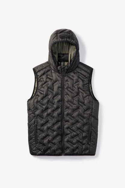 JAXON SHORT LENGTH QUILTED VEST IN BLACK