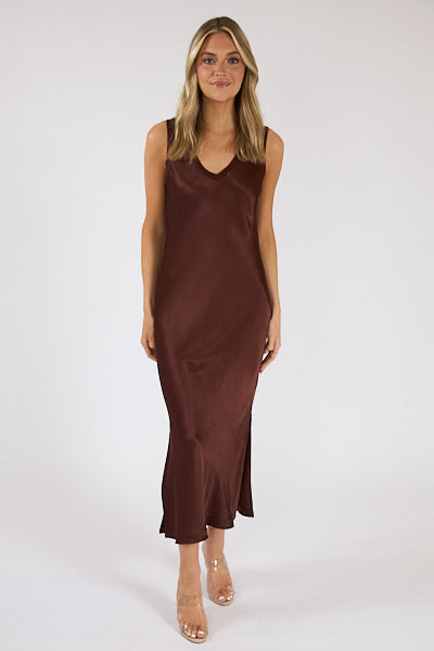 Randi Vneck Midi Dress in Espresso front view