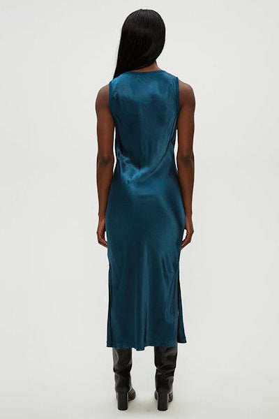 Randi Vneck Midi Dress in Rainforest back view