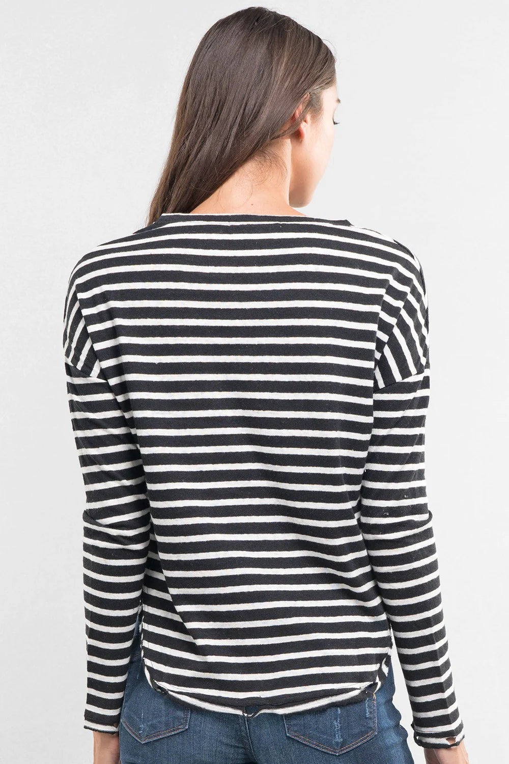 LINEN STRIPED L/S HEM TEE IN BLACK/IVORY BACK VIEW