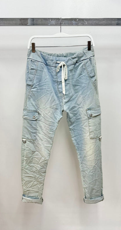 WASHED DENIM CARGO CRINKLE JOGGER