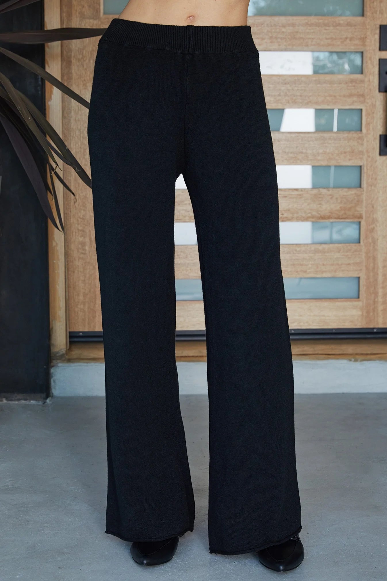 ITALIAN VISCOSE KNIT FLARED PANT