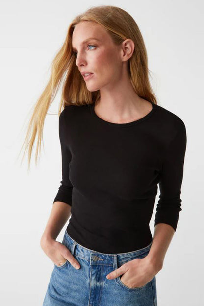 Dakota 3/4 sleeve tee in black front view