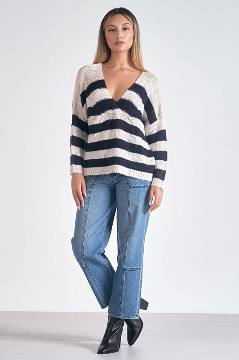 V-neck sweater in navy/natural style view 