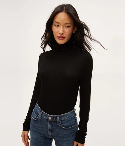 TARA CROP TURTLENECK