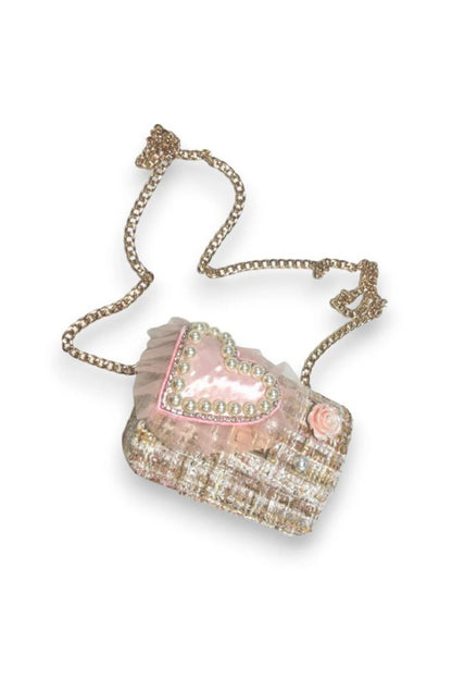 big heart tweed purse in pink/beige front chain view