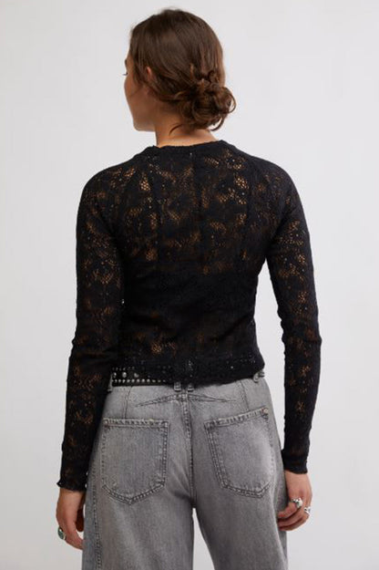 in the meadow tee in black back view